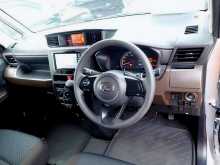https://riyasewana.com/uploads/toyota-roomy-custom-5915364032.jpg