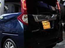 https://riyasewana.com/uploads/toyota-roomy-custom-612100722733.jpg