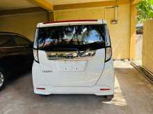 https://riyasewana.com/uploads/toyota-roomy-custom-7124343315.jpg