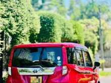 https://riyasewana.com/uploads/toyota-roomy-custome-51422494102.jpg