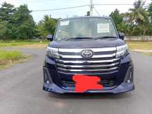 Toyota ROOMY CUTOM G 2023 Car