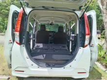 https://riyasewana.com/uploads/toyota-roomy-g-16845156666.jpg