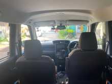 https://riyasewana.com/uploads/toyota-roomy-g-2022-1214270512113.jpg