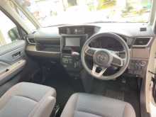 https://riyasewana.com/uploads/toyota-roomy-g-2023-208424712443.jpg