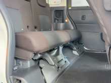 https://riyasewana.com/uploads/toyota-roomy-g-2023-208424712684.jpg