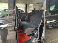 https://riyasewana.com/uploads/toyota-roomy-gs-12144108876.jpg
