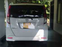 https://riyasewana.com/uploads/toyota-roomy-gs-2018-38155212772.jpg