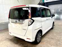 https://riyasewana.com/uploads/toyota-roomy-gs-2024-1510462112882.jpg