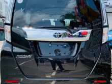 https://riyasewana.com/uploads/toyota-roomy-gs-3112140322.jpg