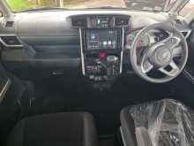 https://riyasewana.com/uploads/toyota-roomy-gt-11114605865.jpg
