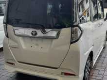 https://riyasewana.com/uploads/toyota-roomy-gt-1205609812.jpg
