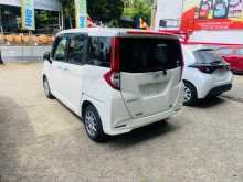 https://riyasewana.com/uploads/toyota-roomy-gt-15142148823.jpg