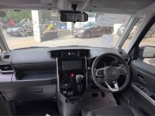 https://riyasewana.com/uploads/toyota-roomy-gt-167335724221.jpg
