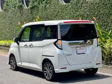 https://riyasewana.com/uploads/toyota-roomy-gt-2023-2013264012573.jpg