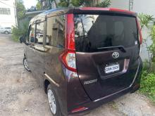 https://riyasewana.com/uploads/toyota-roomy-gt-2211545717336.jpg