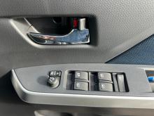 https://riyasewana.com/uploads/toyota-roomy-gt-3018182117765.jpg