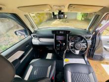 https://riyasewana.com/uploads/toyota-roomy-gt-710330917535.jpg