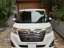Toyota Roomy Tank GS Custom 2018 Car