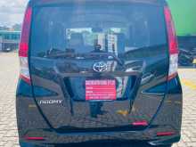 https://riyasewana.com/uploads/toyota-roomy-x-5104943423.jpg