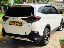 https://riyasewana.com/uploads/toyota-rush-1711130622702.jpg