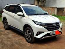 Toyota Rush 2018 SUV