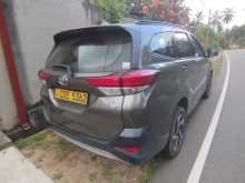 https://riyasewana.com/uploads/toyota-rush-2018-2713121112354.jpg