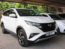 Toyota RUSH 2018 SUV