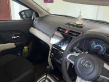 https://riyasewana.com/uploads/toyota-rush-492026855.jpg