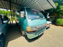Toyota RZH102v 2001 Van