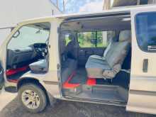 Toyota RZH112 2000 Van