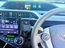 https://riyasewana.com/uploads/toyota-s-limited-2014-415333713004.jpg