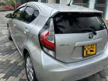 https://riyasewana.com/uploads/toyota-s-limited-2014244222123.jpg