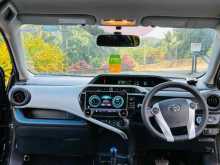 https://riyasewana.com/uploads/toyota-s-limited-2014244222962.jpg