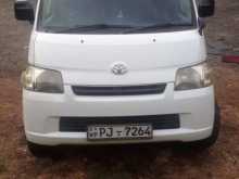 Toyota S402 2015 Van