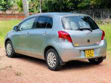 https://riyasewana.com/uploads/toyota-scp90-vitz-2010-712443012022.jpg