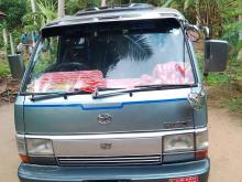 Toyota Shell 61 1988 Van