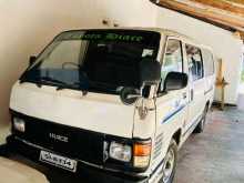 Toyota Shell 1990 Van