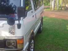 https://riyasewana.com/uploads/toyota-sell-1988-39340512663.jpg