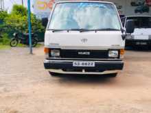 Toyota Sheel 1988 Van