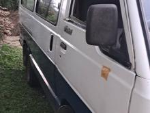 Toyota Shell 1989 Van