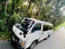 Toyota Shell 1983 Van