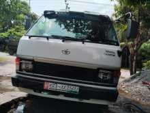Toyota Shell 1986 Van