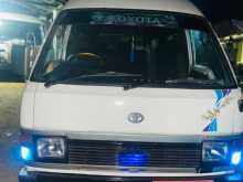 Toyota Shell 1986 Van