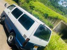 Toyota Shell 1989 Van
