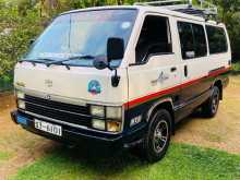 Toyota Shell 1989 Van