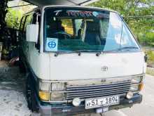 Toyota Shell 1989 Van