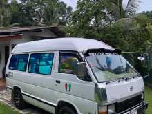 Toyota Shell 1990 Van