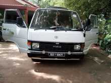 Toyota Shell 1990 Van