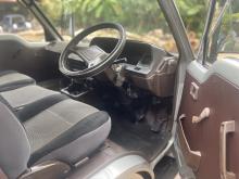 https://riyasewana.com/uploads/toyota-shell-hiace-2320435317365.jpg