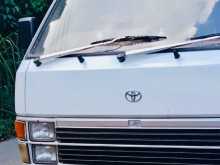 Toyota Shell LH61 Super Custom 1988 Van